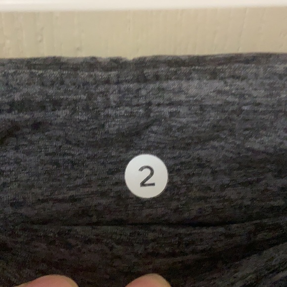 Triple Flip Charcoal Leggings - Picture 5 of 6